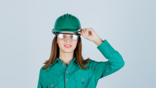 Cómo cuidarse de las lesiones oculares en el trabajo